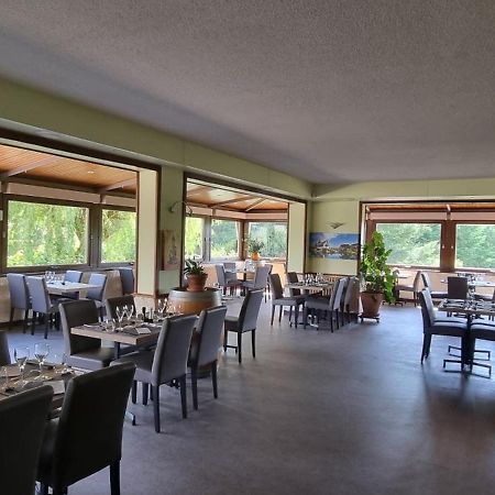 Hotel Du Lac Lacapelle-Viescamp ภายนอก รูปภาพ
