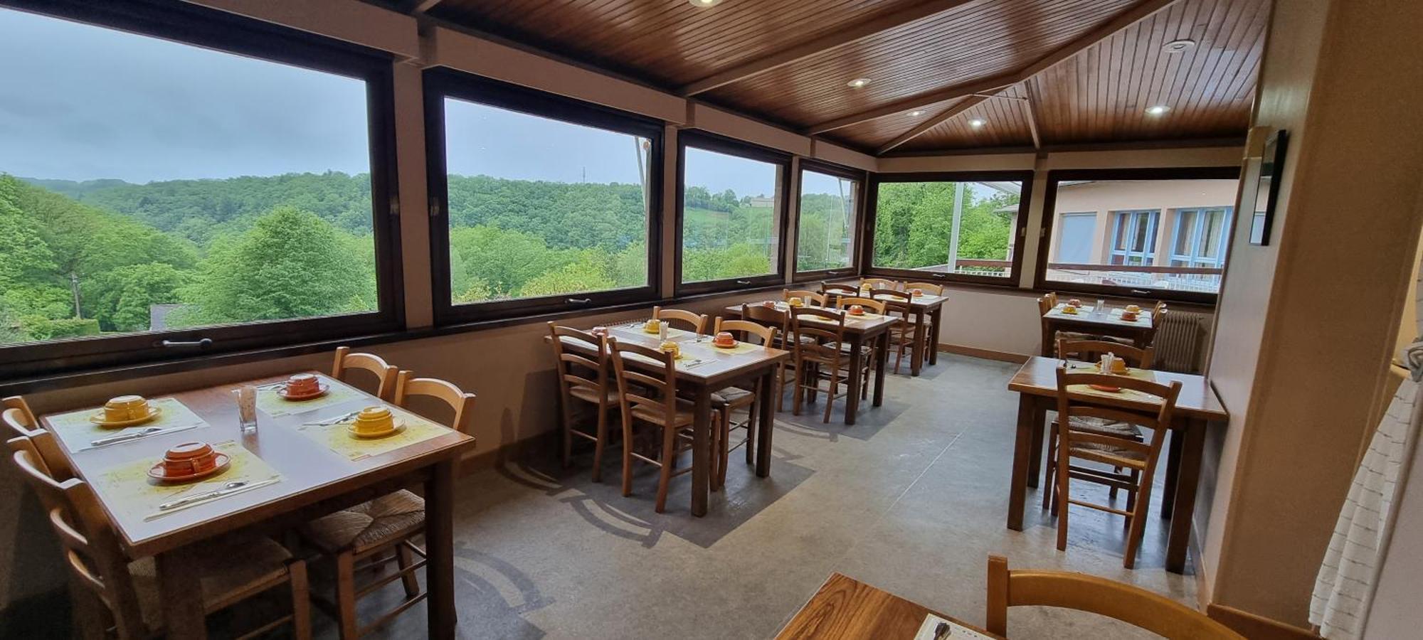 Hotel Du Lac Lacapelle-Viescamp ภายนอก รูปภาพ