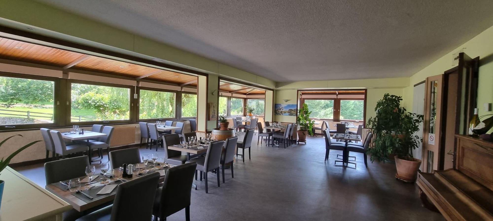 Hotel Du Lac Lacapelle-Viescamp ภายนอก รูปภาพ