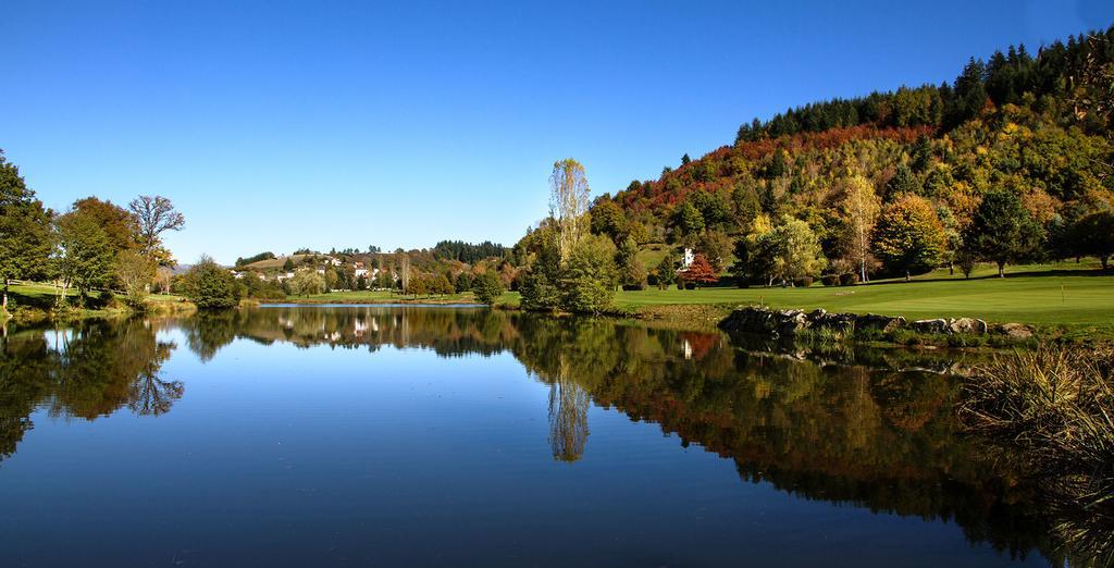 Hotel Du Lac Lacapelle-Viescamp ภายนอก รูปภาพ